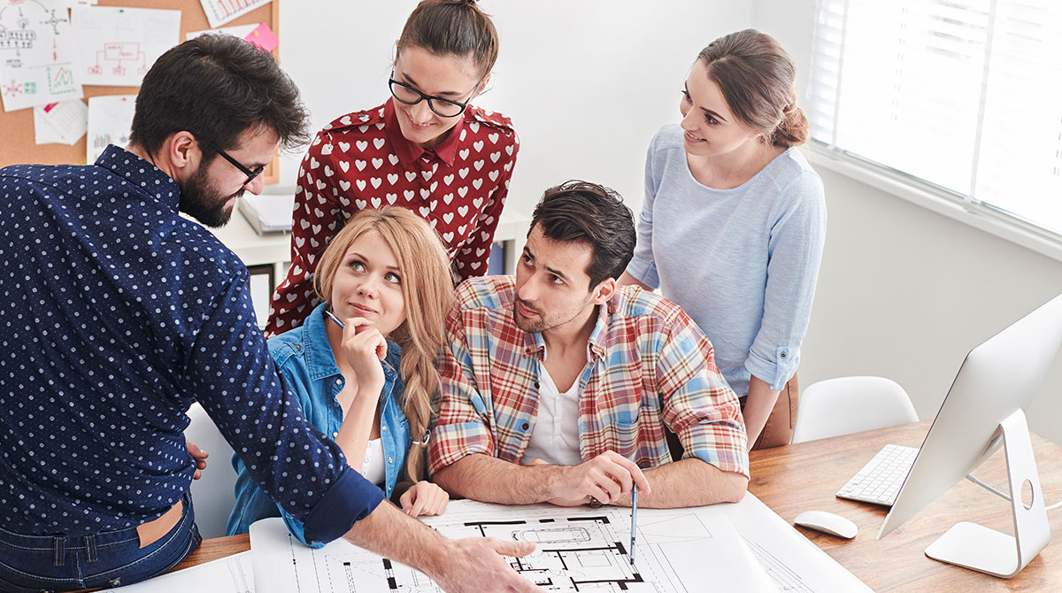 Lees meer over het artikel How Investing in Self-Dependent Increase Business